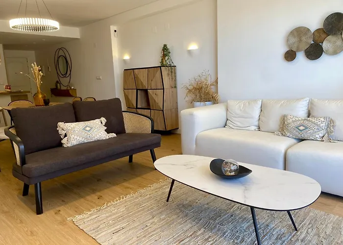 Modern Flat With Sea Views ماربيا