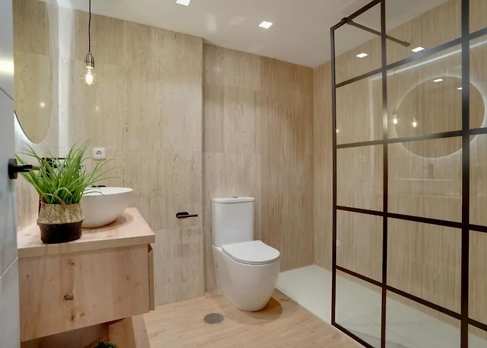 Modern Flat With Sea Views * ماربيا