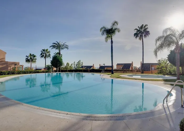 Modern Flat With Sea Views *