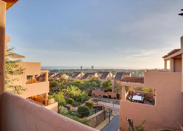 Modern Flat With Sea Views *