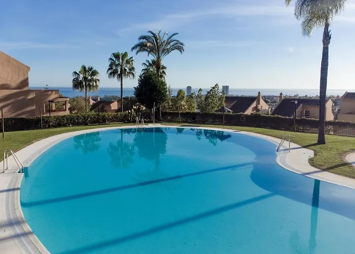 Modern Flat With Sea Views *