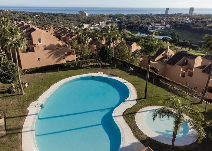 Modern Flat With Sea Views ماربيا